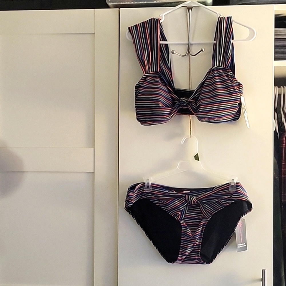 Women's bikini. No Boundaries. 3 different sizes. Small to L